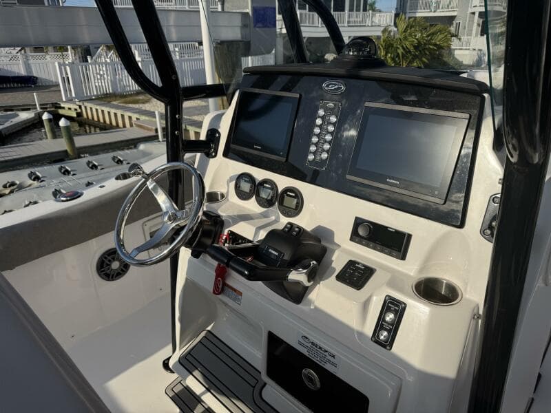 2023 Sea Fox 268 Commander