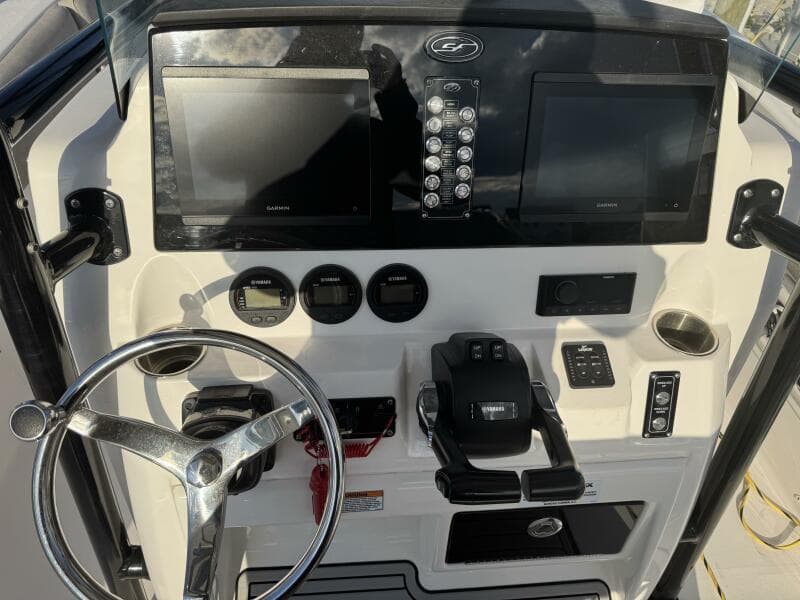 2023 Sea Fox 268 Commander