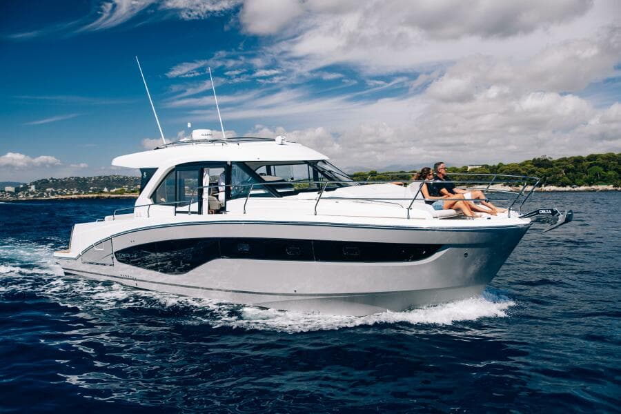 2026 Beneteau Antares 12 Coupe