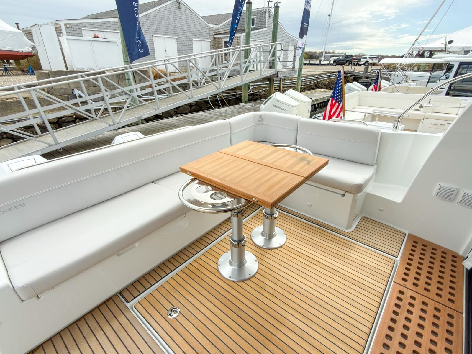 2026 Beneteau Antares 12 Coupe - Photo 15