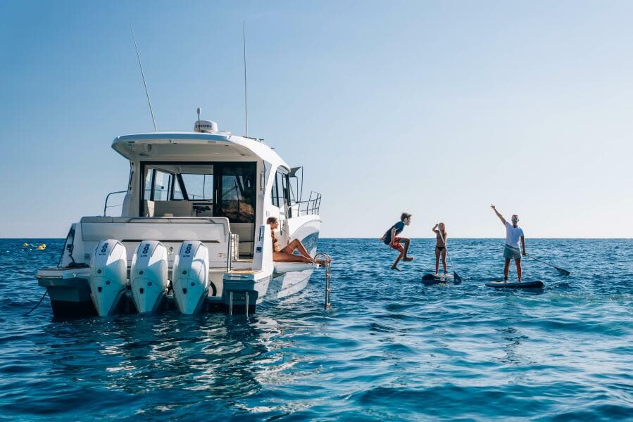 2026 Beneteau Antares 12 Coupe