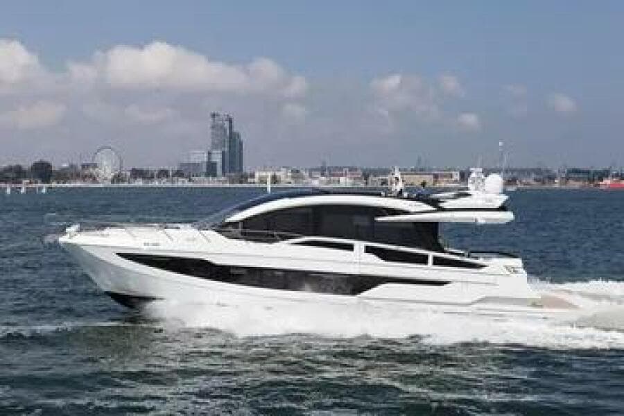 2019 Galeon 650 Sky