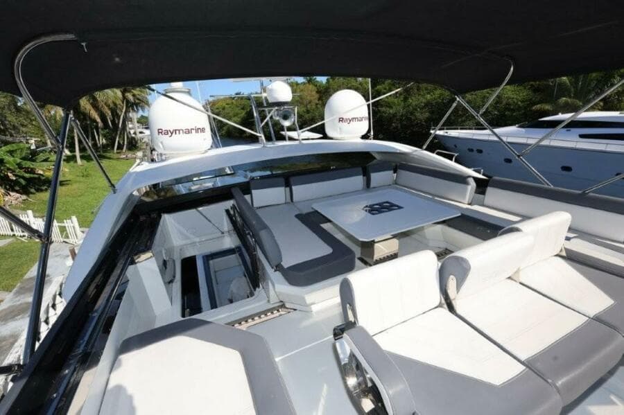 2019 Galeon 650 Sky