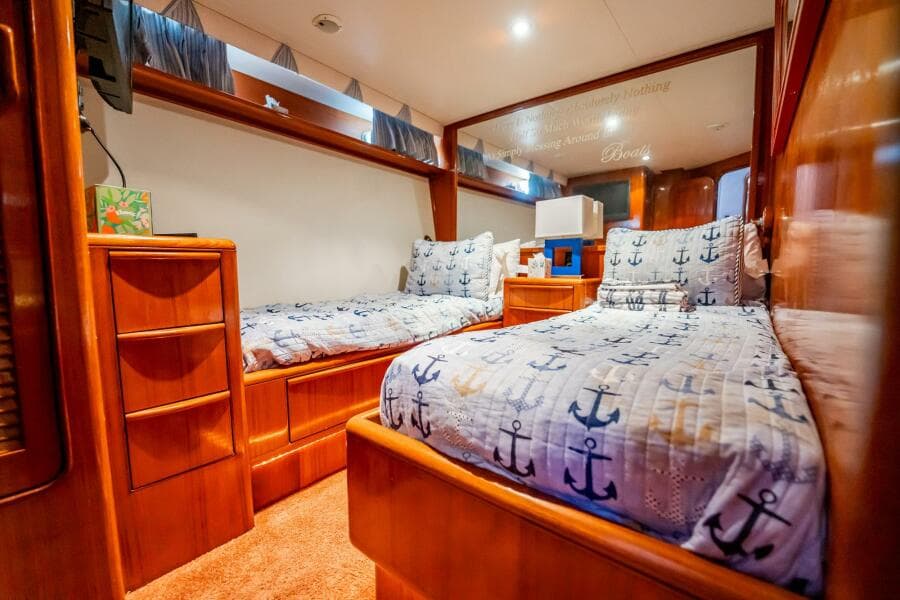 1989 Viking 63 Motor Yacht - Photo 13
