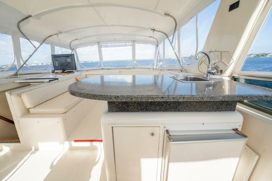 1989 Viking 63 Motor Yacht - Photo 29