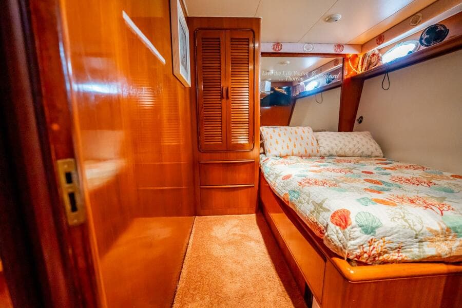 1989 Viking 63 Motor Yacht - Photo 12