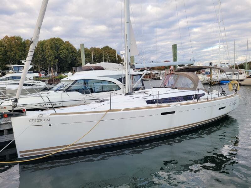 2014 Jeanneau 379