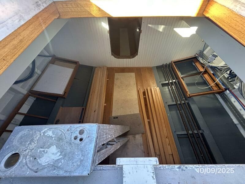 Choptank amidships cabin forward