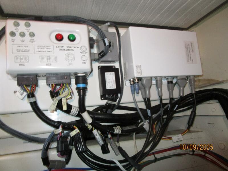 Choptank main engine controls