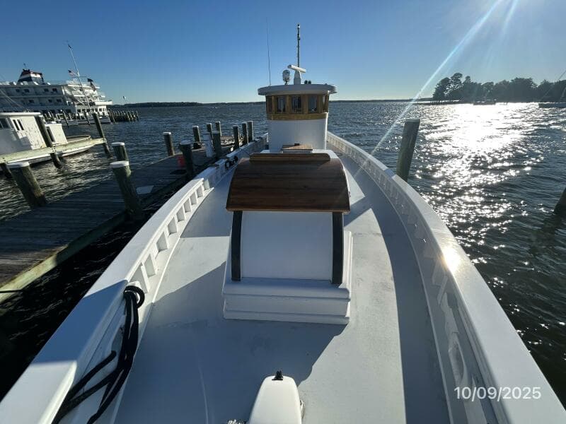 Choptank foredeck aft