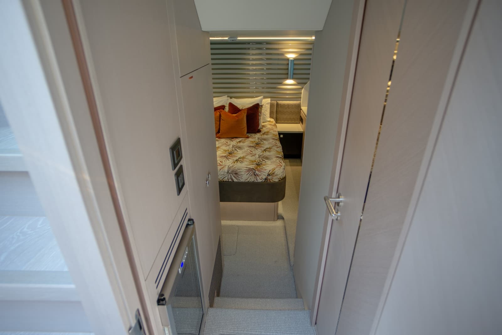 2025 Sunseeker 55 Predator - Photo 34