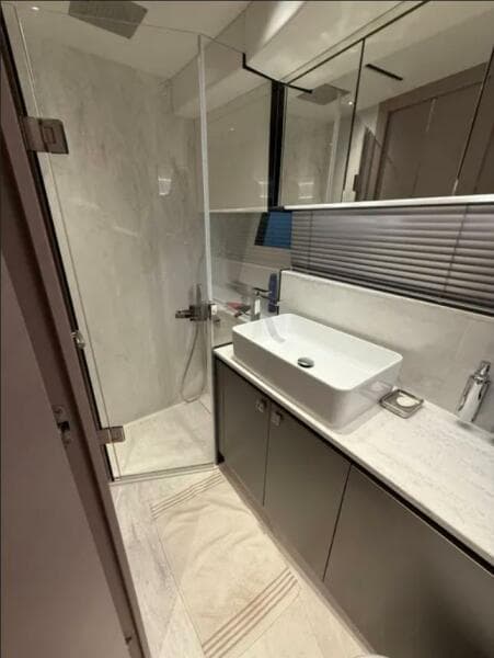 2025 Sunseeker 55 Predator