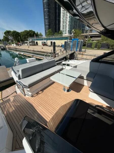 2025 Sunseeker 55 Predator