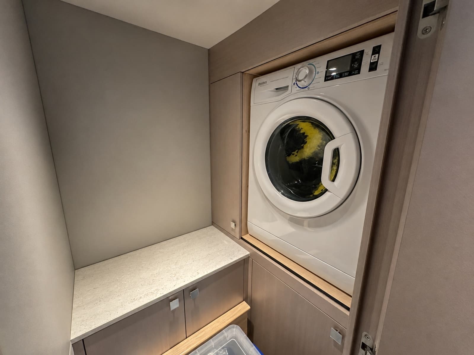 2025 Sunseeker 55 Predator - Photo 33