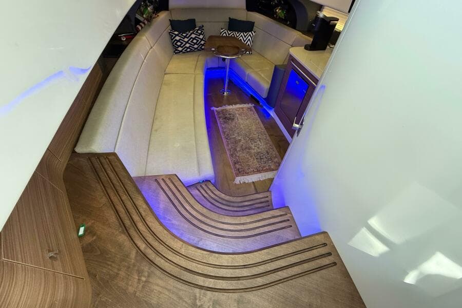 2020 Boston Whaler 420 Outrage