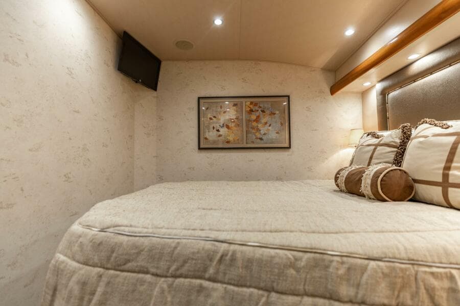 2013 Viking 76 Convertible- REEL FIRE- Port VIP Stateroom