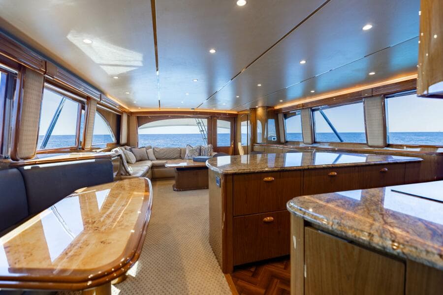 2013 Viking 76 Convertible- REEL FIRE- Dinnette