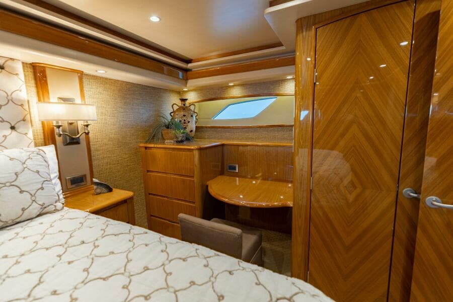 2013 Viking 76 Convertible- REEL FIRE- Master Stateroom