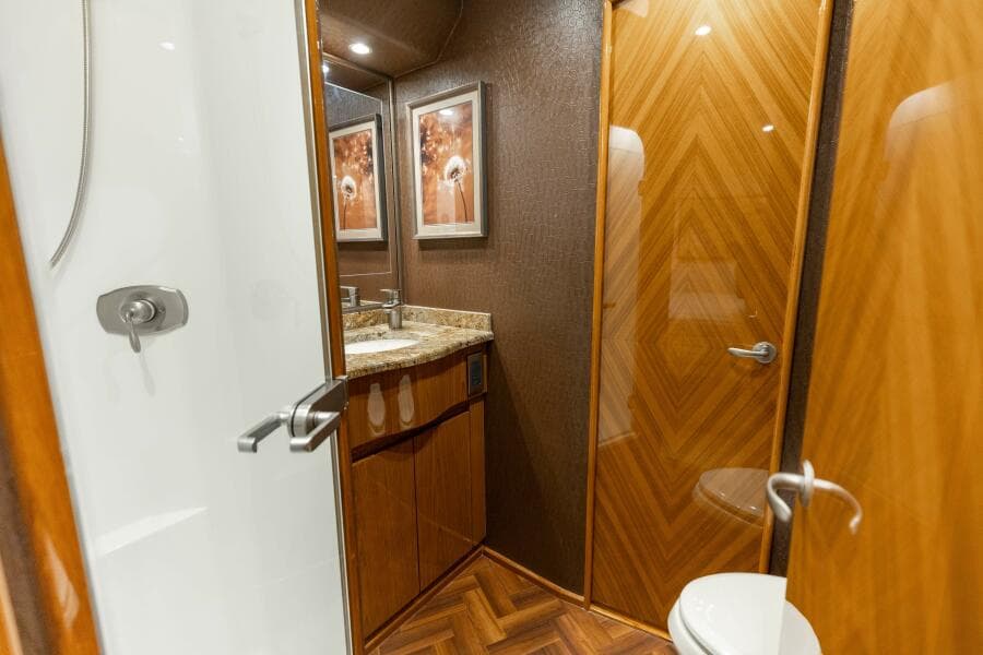 2013 Viking 76 Convertible- REEL FIRE- Forward VIP Stateroom Head