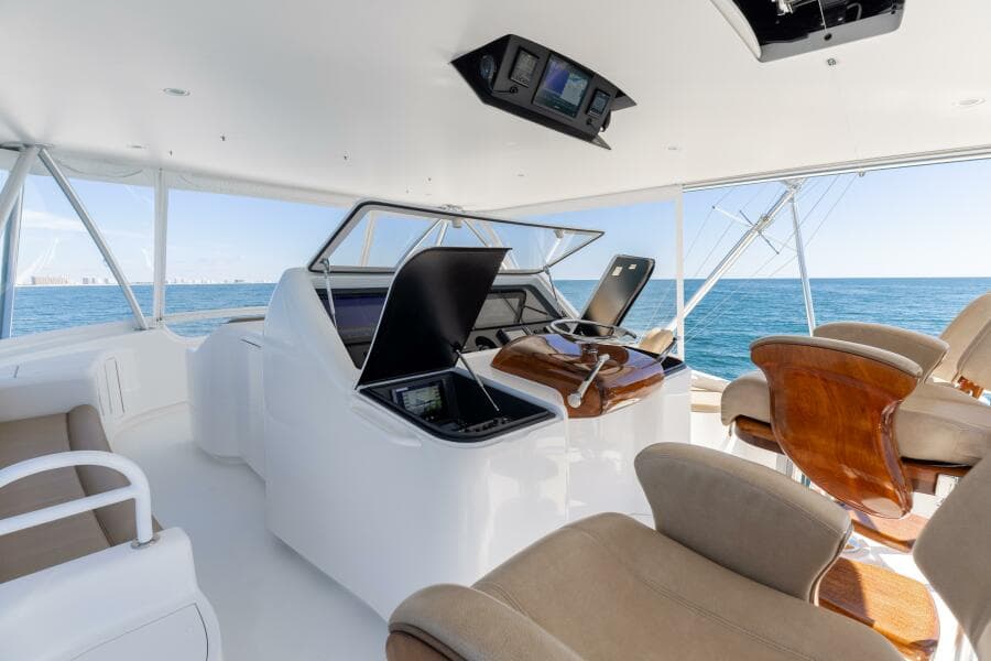 2013 Viking 76 Convertible- REEL FIRE- Helm