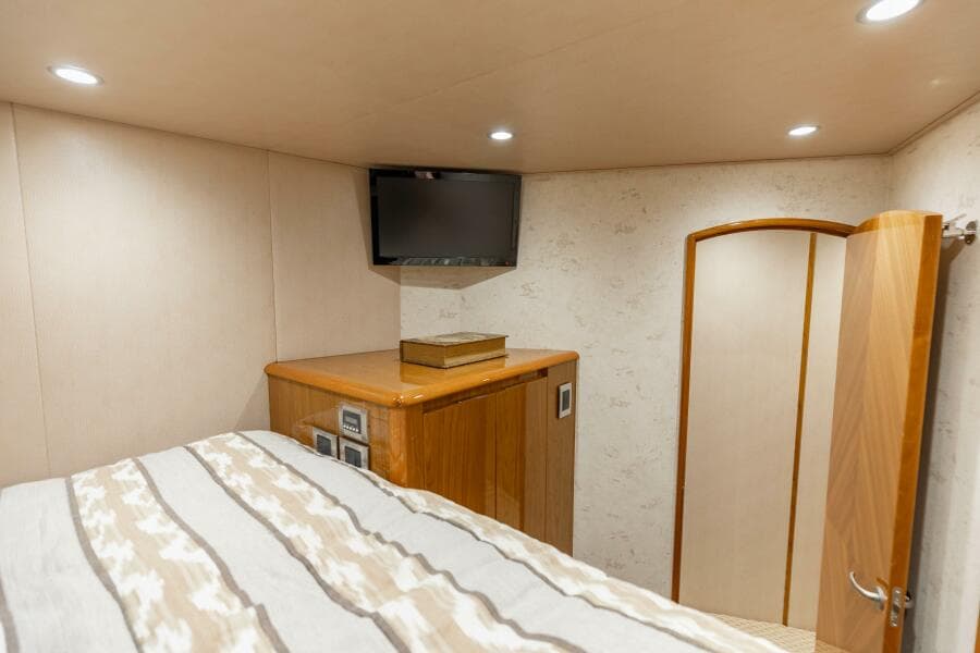 2013 Viking 76 Convertible- REEL FIRE-Port Forward Stateroom