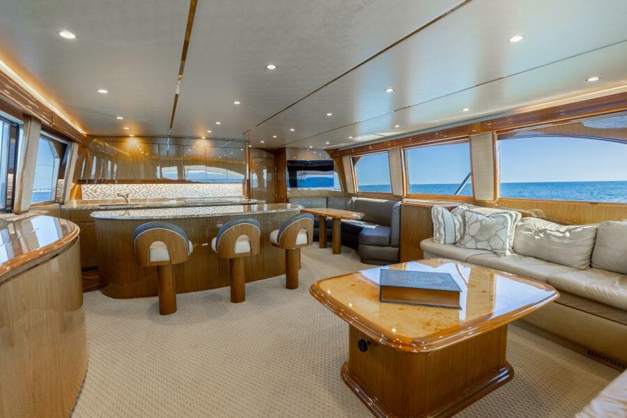 2013 Viking 76 Convertible- REEL FIRE- Salon