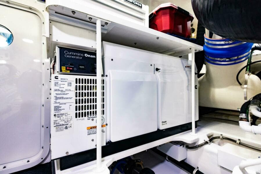 2020 Viking 72 Enclosed Bridge