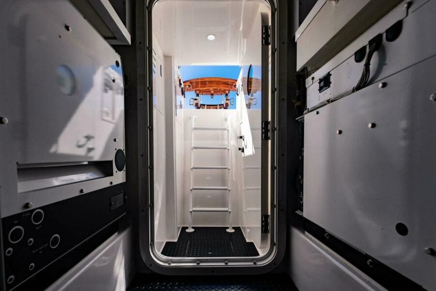 2020 Viking 72 Enclosed Bridge