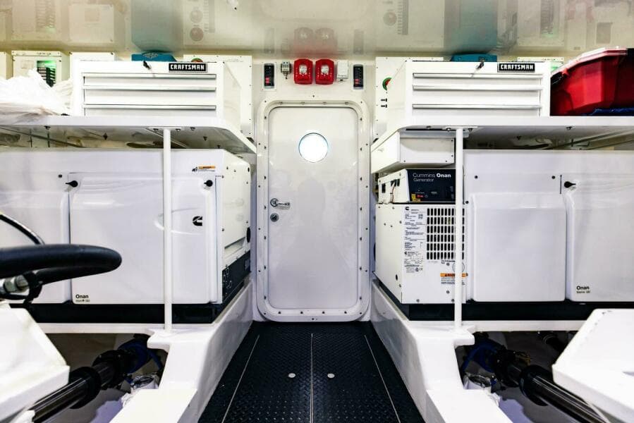 2020 Viking 72 Enclosed Bridge