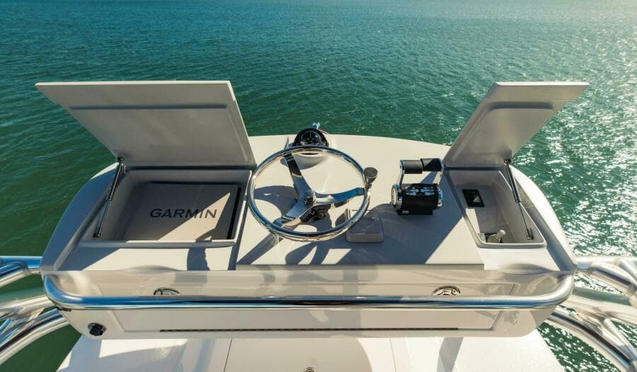 2020 Viking 72 Enclosed Bridge