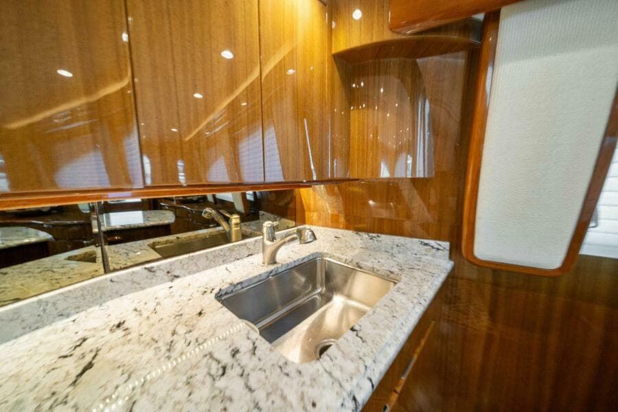 2016 Viking 55 Convertible DONE PICKIN