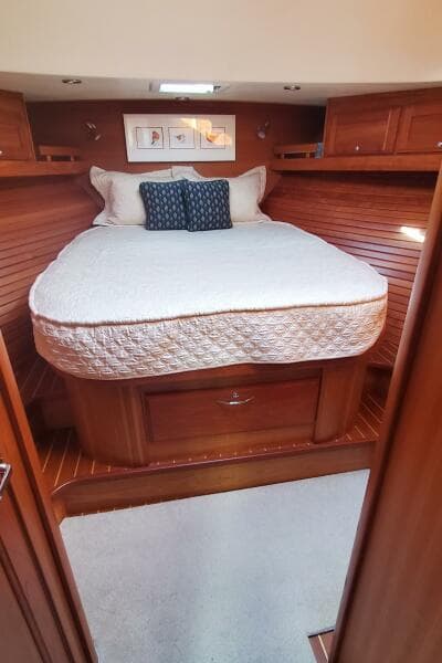 2012 Sabre 48 Salon Express - Photo 37