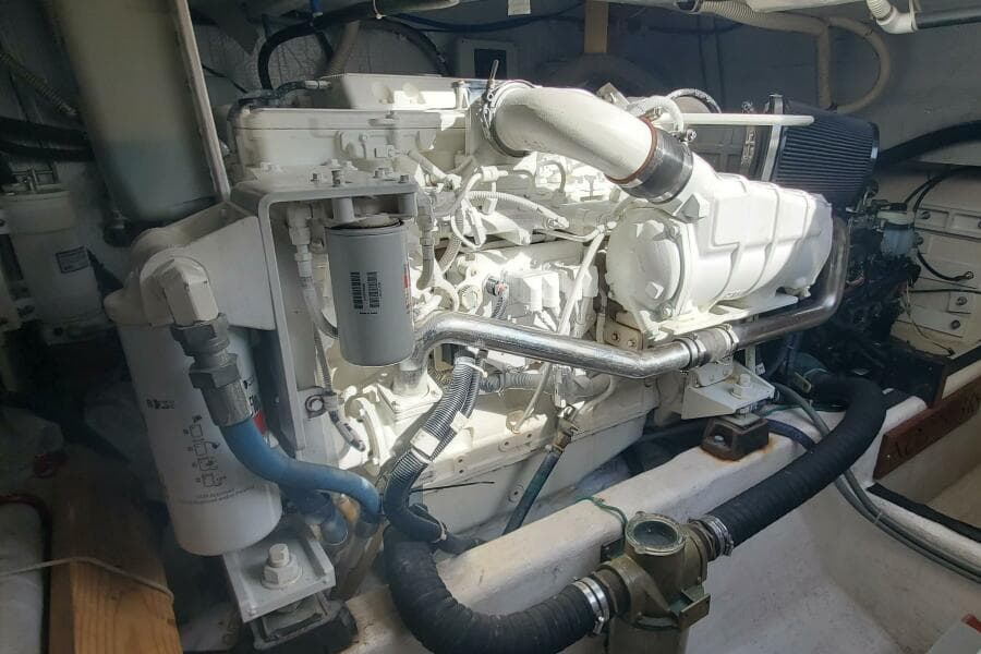2012 Sabre 48 Salon Express - Photo 50