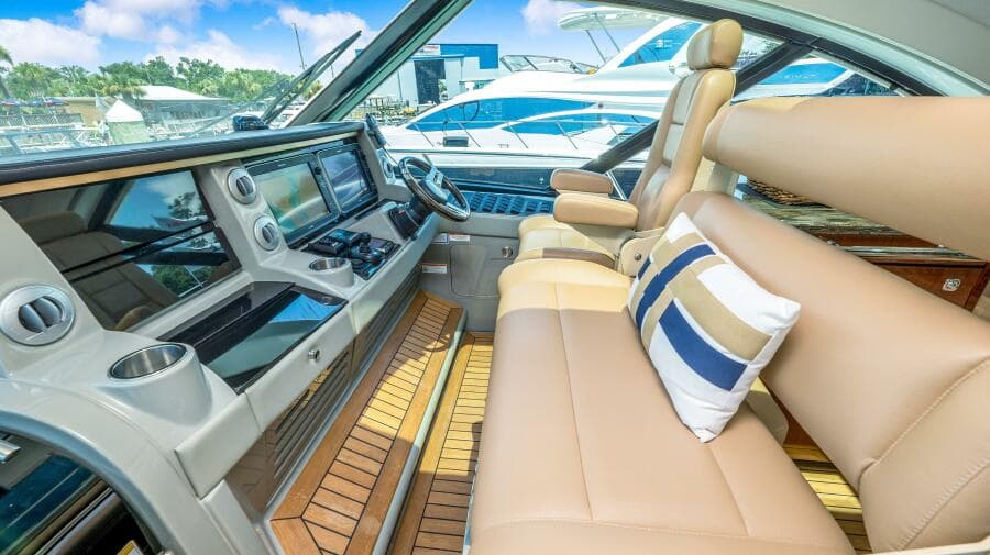 2013 Sea Ray 610 SUNDANCER