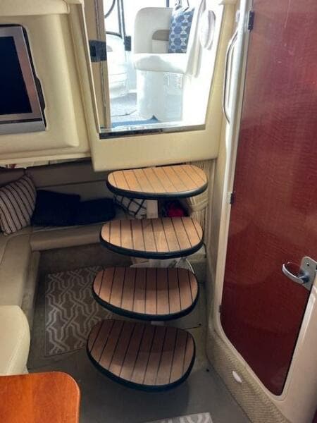 2005 Sea Ray 320 Sundancer