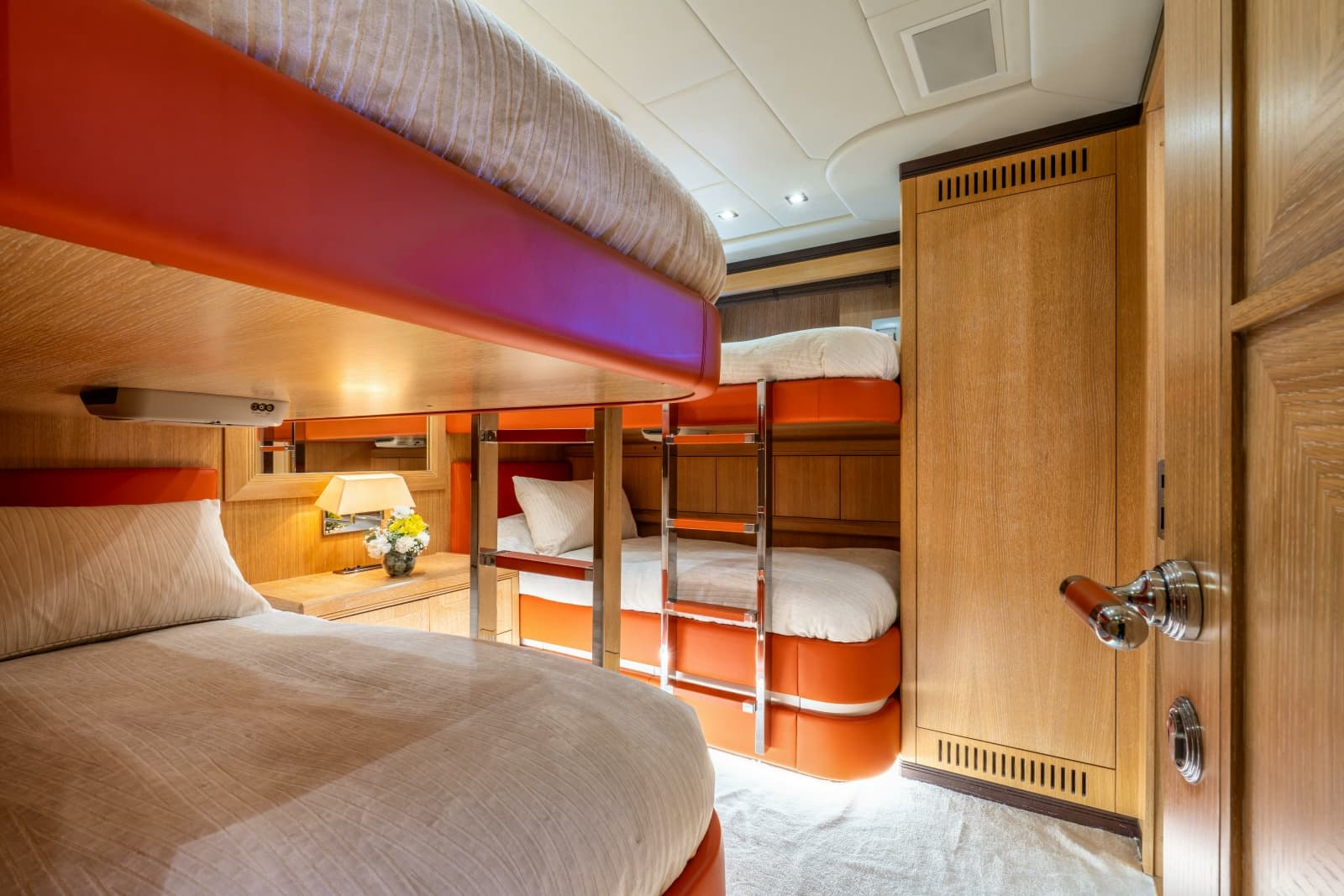 2008 Overmarine Mangusta 108 - Photo 29
