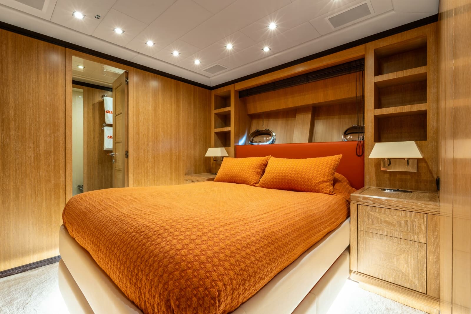 2008 Overmarine Mangusta 108 - Photo 22