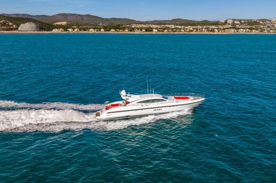 2008 Overmarine Mangusta 108