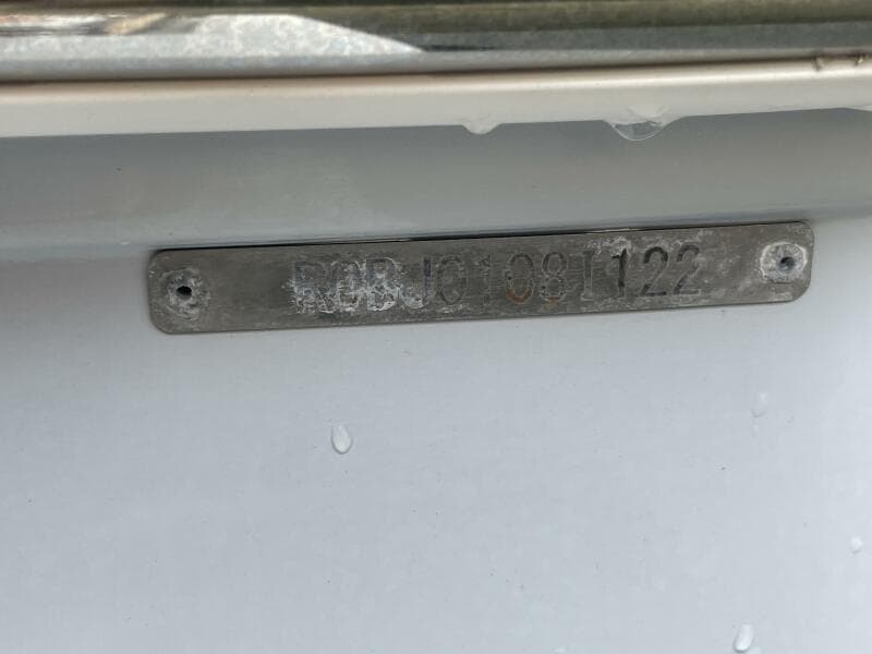 2022 Robalo Cayman 246 SD