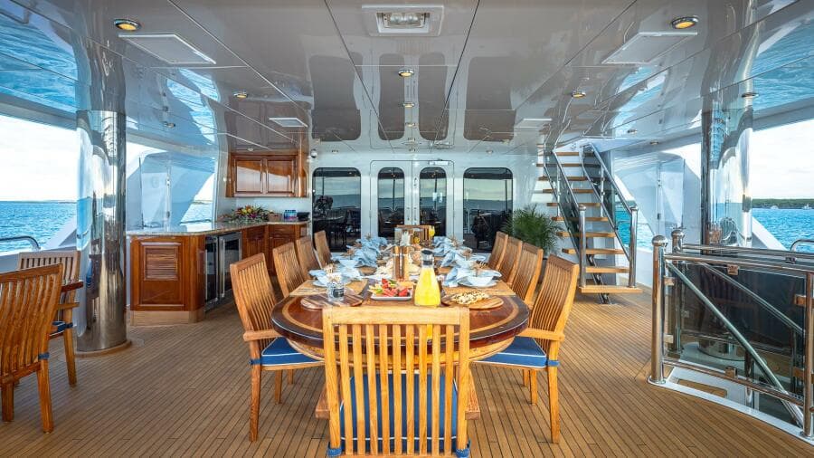 Bridge Deck Aft Dining