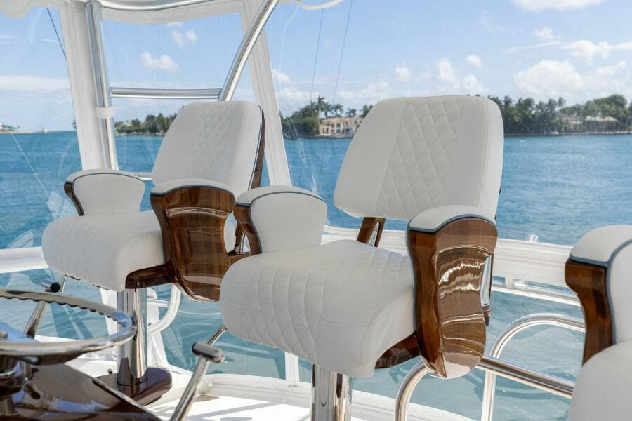 2026 Viking 82 Convertible- TEAM HARVEY I- Helm