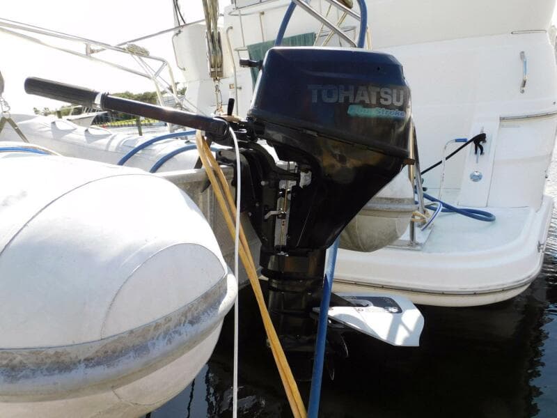 2003 Cruisers Yachts 3750 Motoryacht