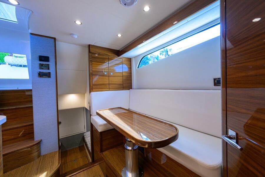 Valhalla 55 - LITTLE KEMOSABE - Cabin