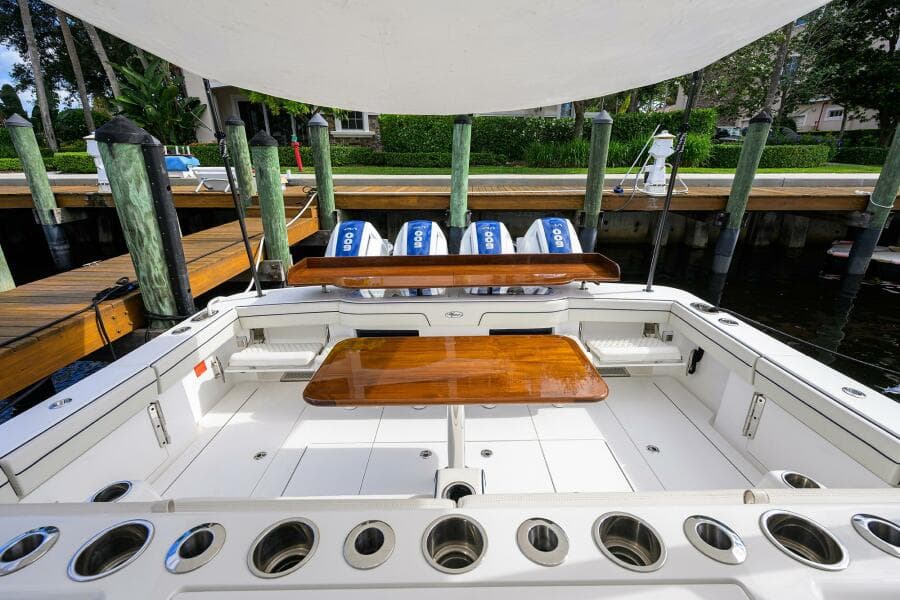 Valhalla 55 - LITTLE KEMOSABE - Cockpit & Engines