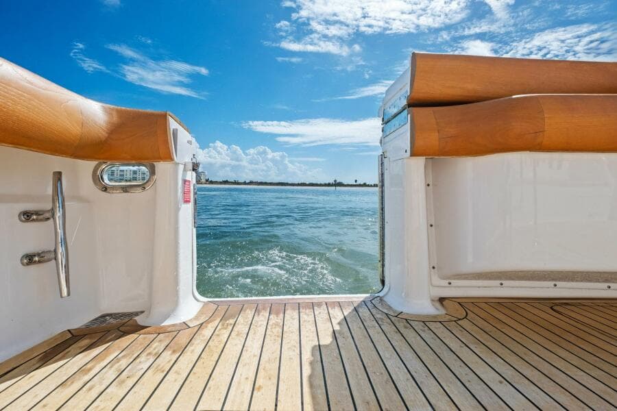 2006 Viking 56 Convertible SUMMER SALT