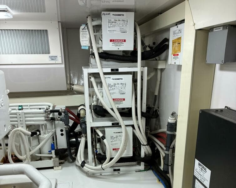 2006 Viking 56 Convertible SUMMER SALT