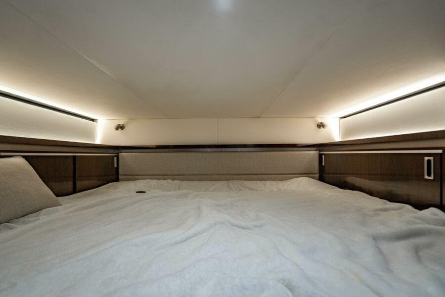 2021 Sea Ray Sundancer 32 Outboard