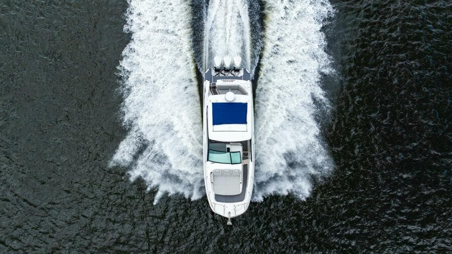 2021 Sea Ray Sundancer 32 Outboard