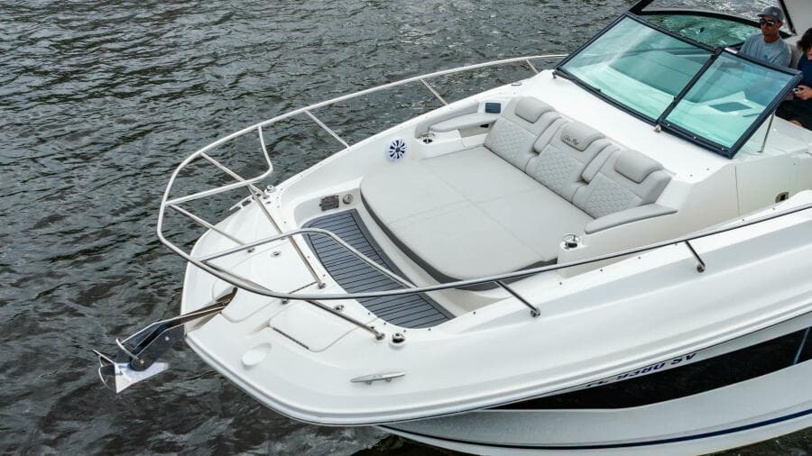2021 Sea Ray Sundancer 32 Outboard