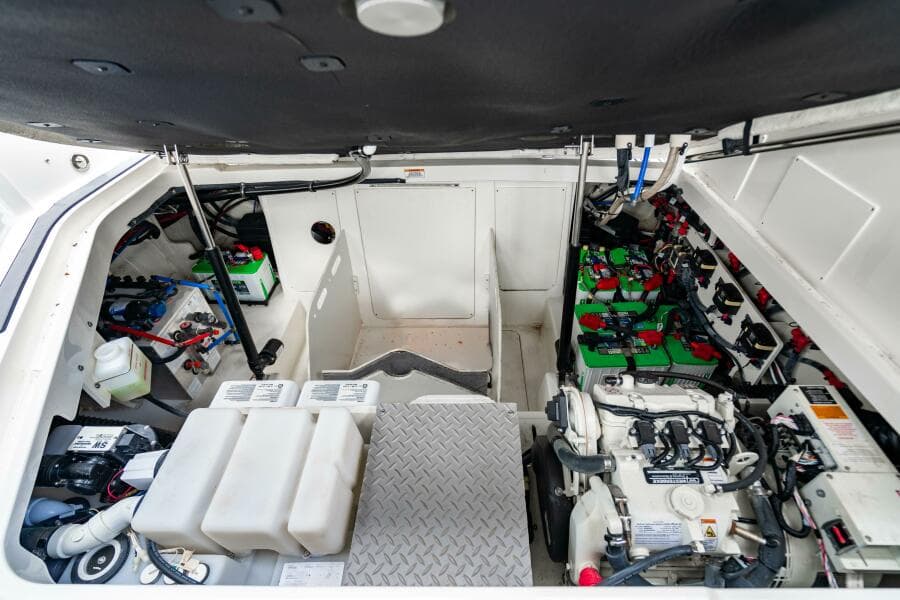 2021 Sea Ray Sundancer 32 Outboard